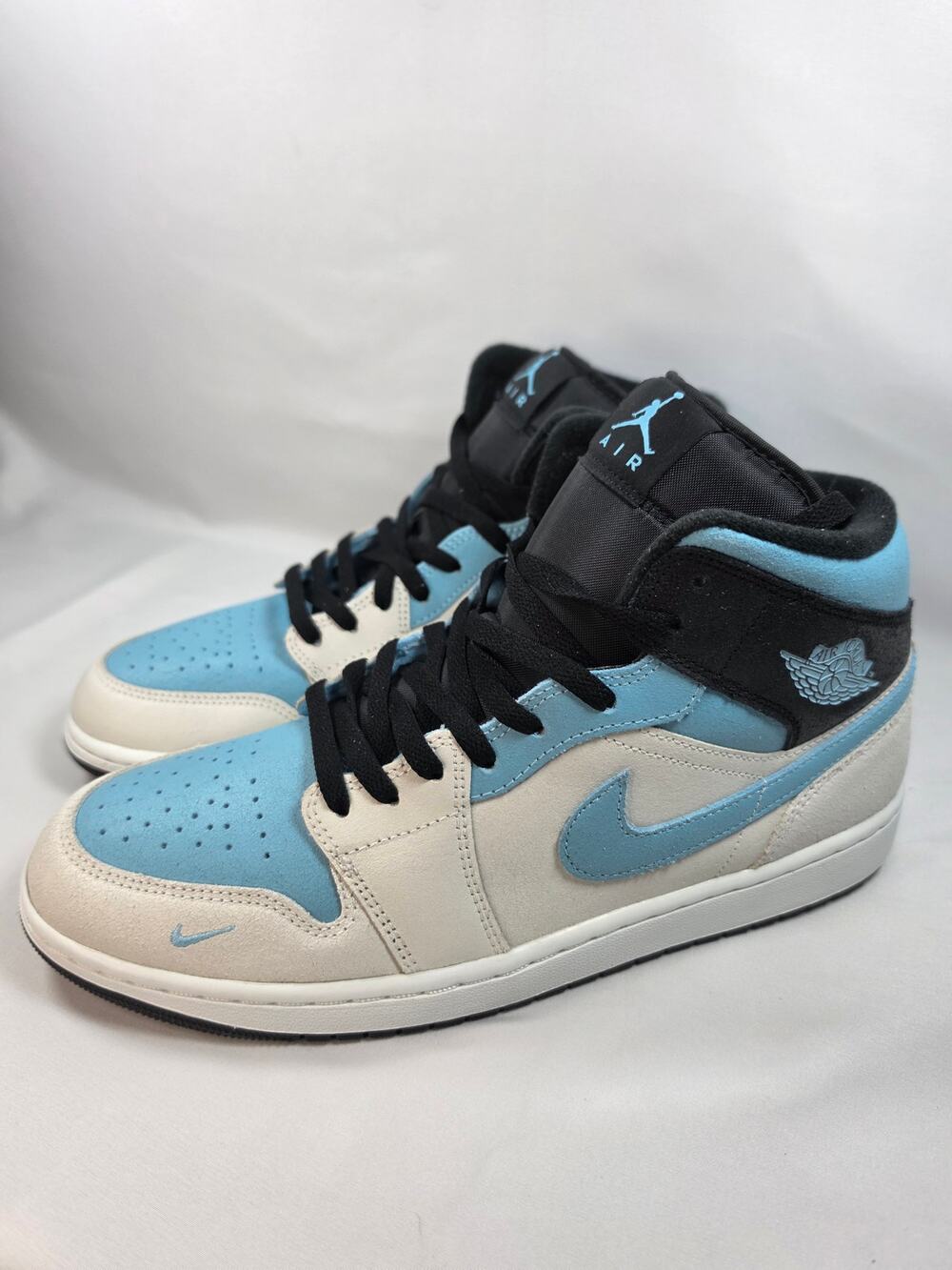 Air Jordan 1 Mid SE Summit White Blue Chill Black Men’s 12 Brand New No-Lid Box